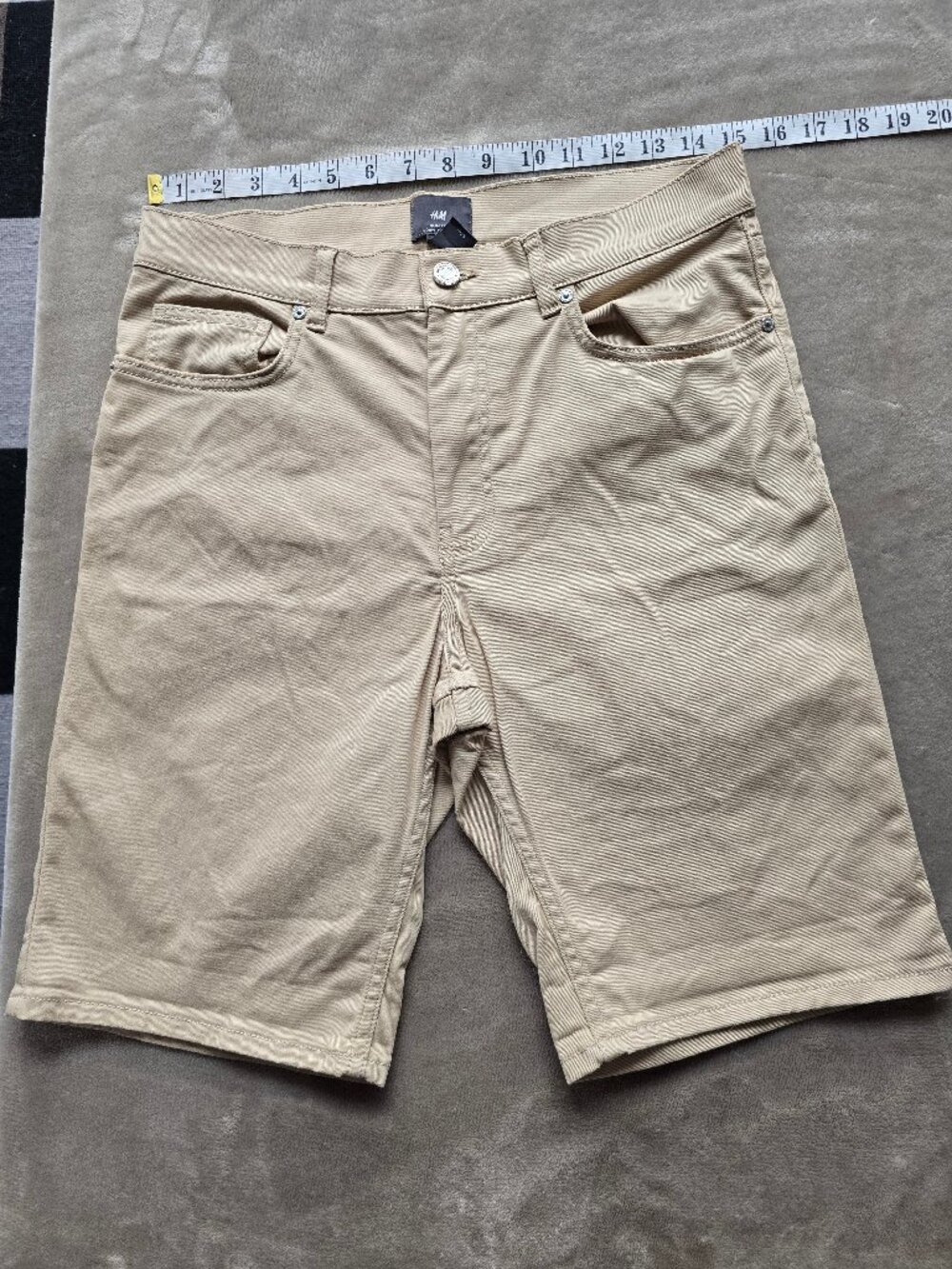 H&M Men's Slim Fit Chino Shorts Beige Tan - Size 30